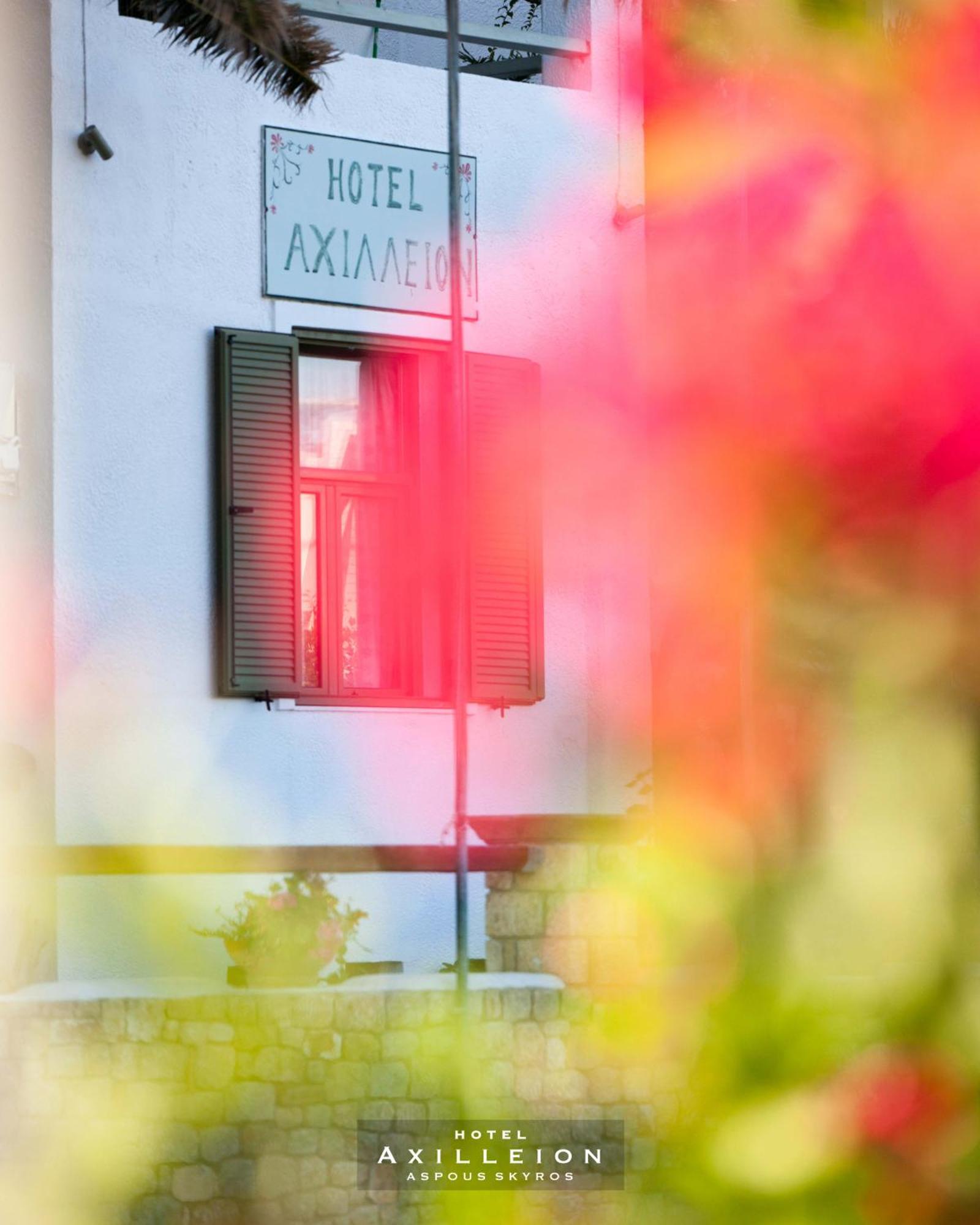 Achilleion Hotel Skyros Esterno foto