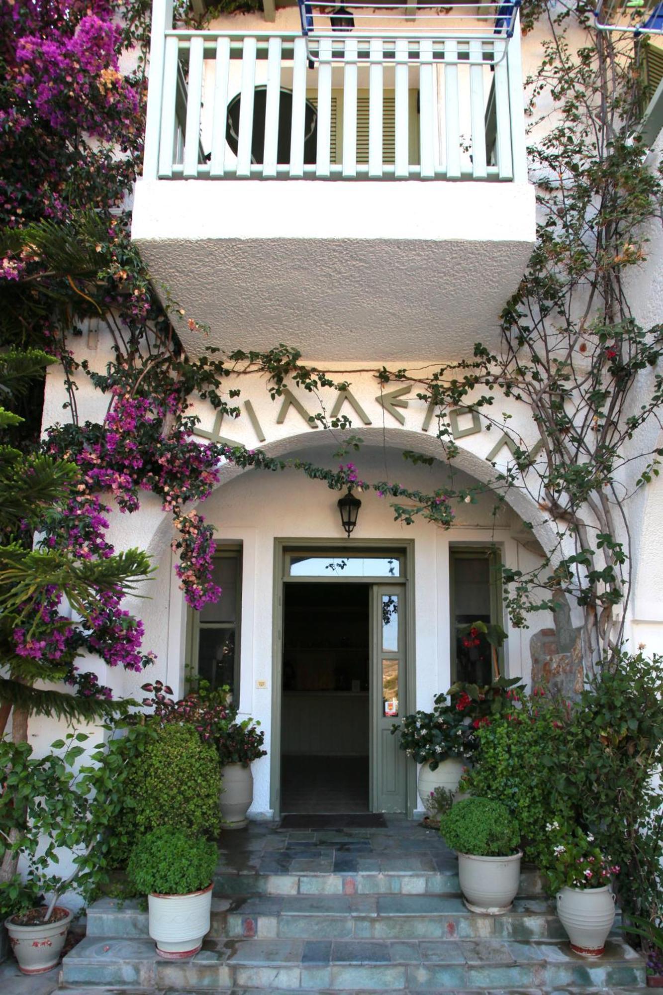 Achilleion Hotel Skyros Esterno foto