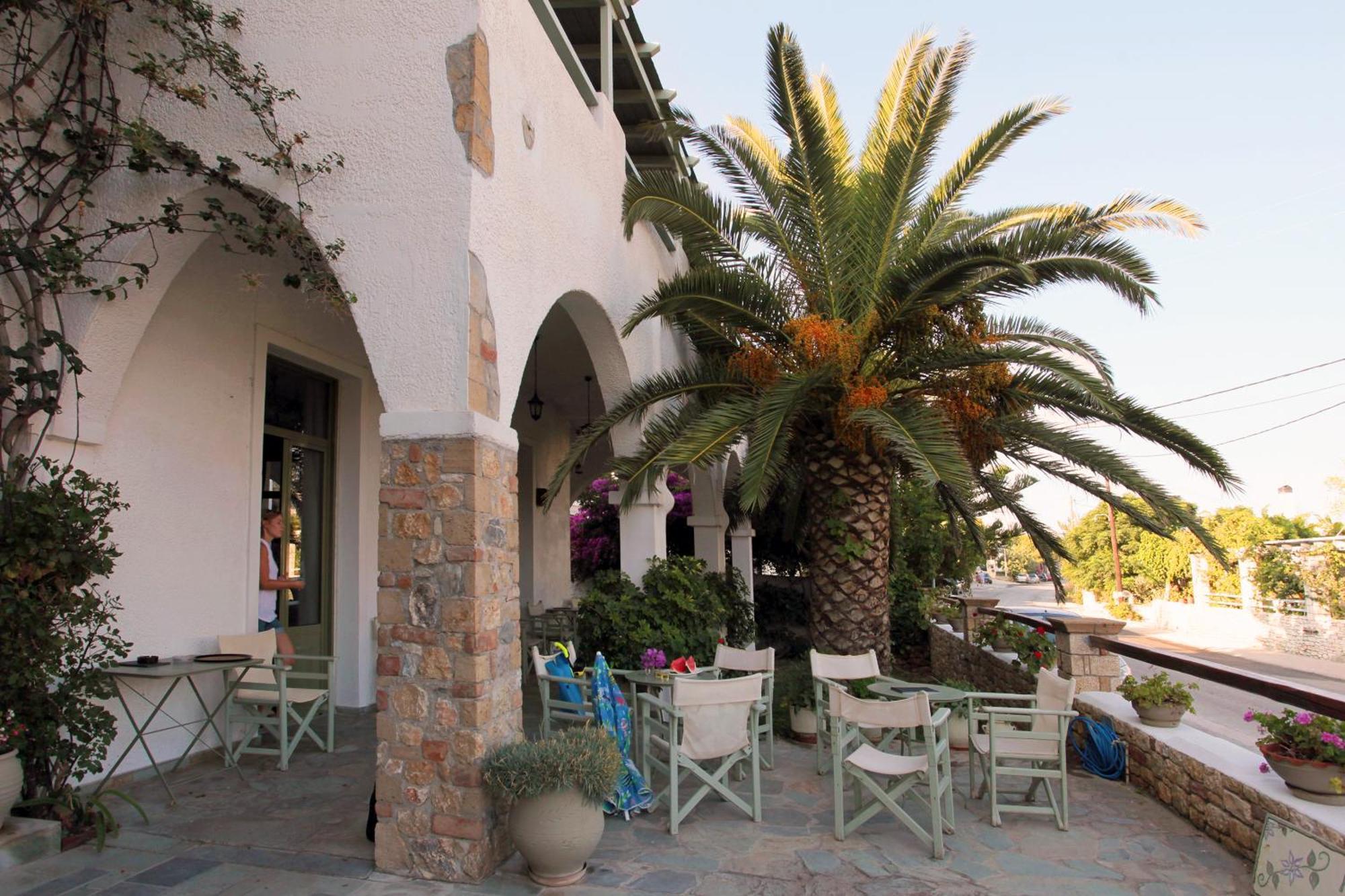 Achilleion Hotel Skyros Esterno foto
